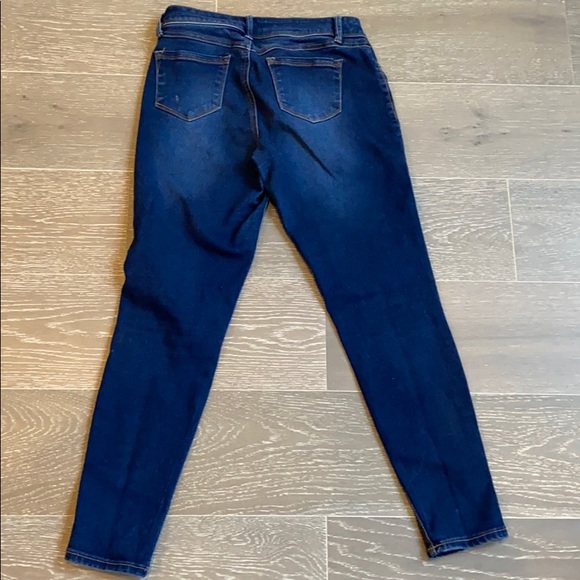 High Rise Skinny Jeans - Picture 4 of 6